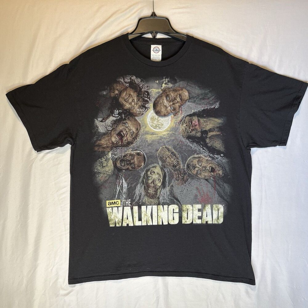 The Walking Dead T Shirt Mens Size M Black Zombie Graphic AMC 2014 Rare